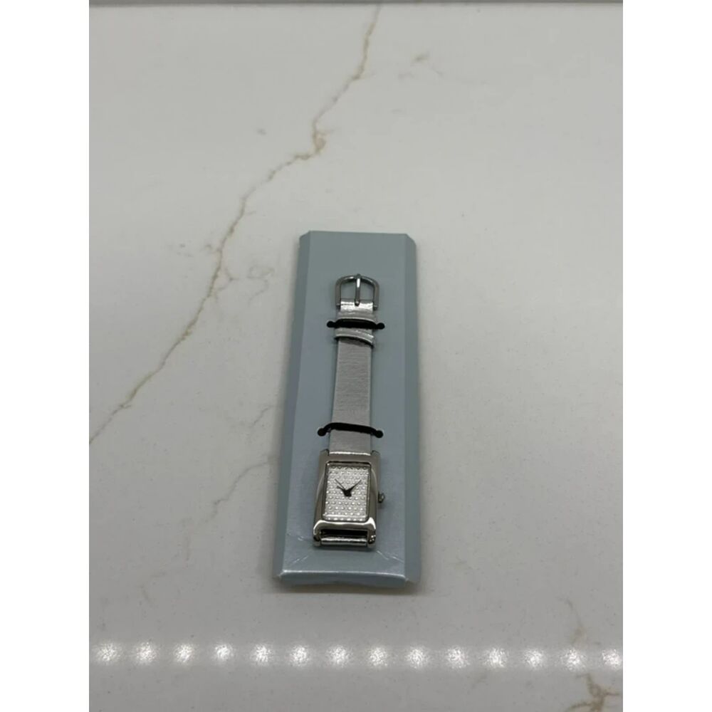 Vintage Avon Glittering Illusion Watch Silver Tone NIB